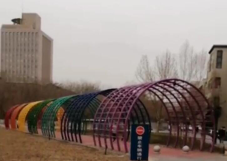 空降的馅饼，烤煳了